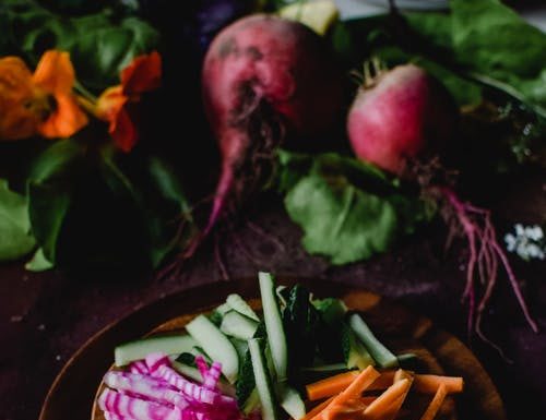 Τα σπουδαία οφέλη του παντζαριού και των φύλλων του